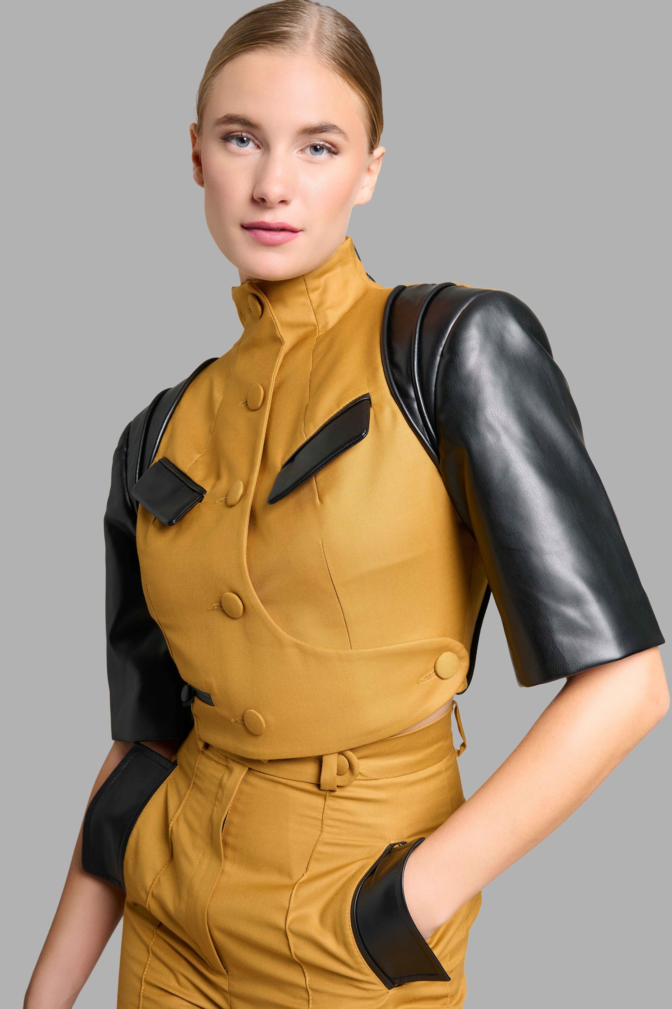 Stitched Short-Sleeved Blazer